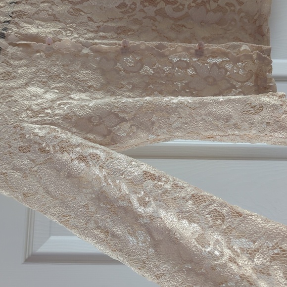 Vintage Joseph Ribkoff Cream Lace Top - Picture 8 of 10